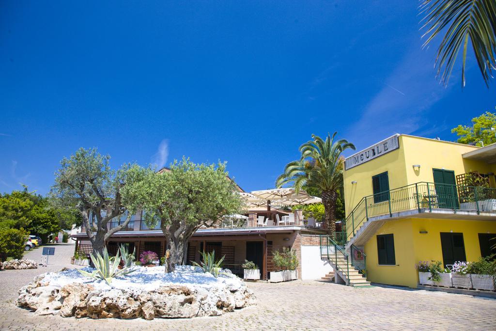 Le Cave Hotel Sirolo